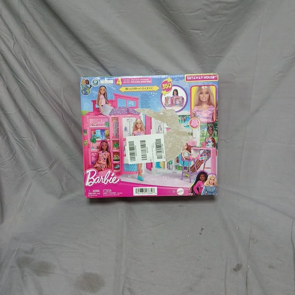 BOXED BARBIE GETAWAY HOUSE DOLL AND PLAYSET