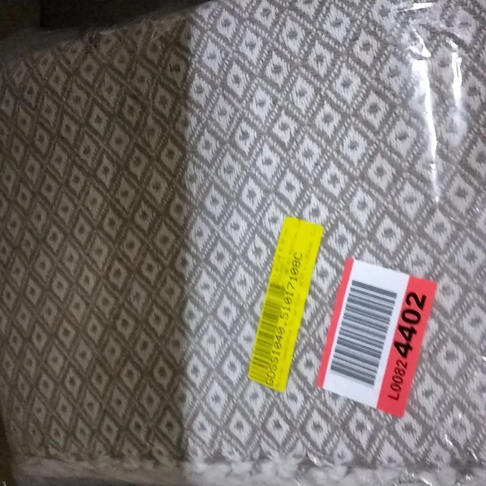 METTLER CASABLANCA THROW SIZE: W178 X L254CM