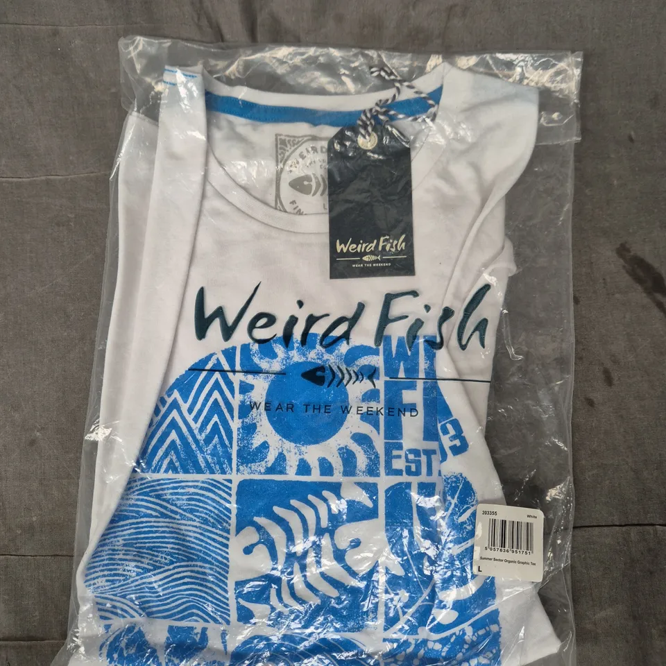 WEIRD FISH SUMMER SECTOR ORGANIC GRAPHIC T-SHIRT IN WHITE/BLUE SIZE LARGE