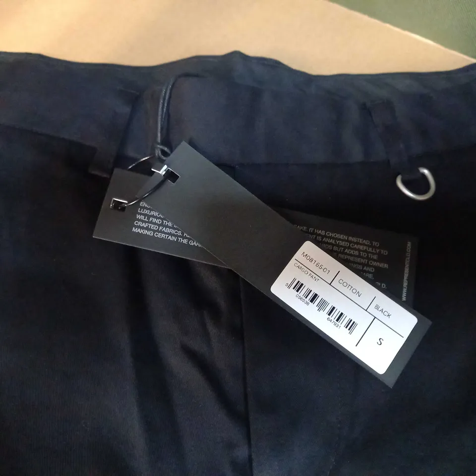 REPRESENT BLACK/LOGO CARGO PANTS - SMALL