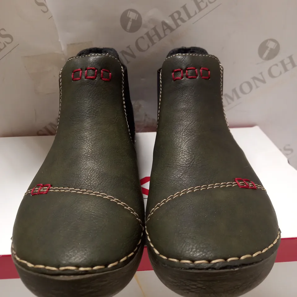 RIEKER CHELSEA GREEN BOOTIES - SIZE 6