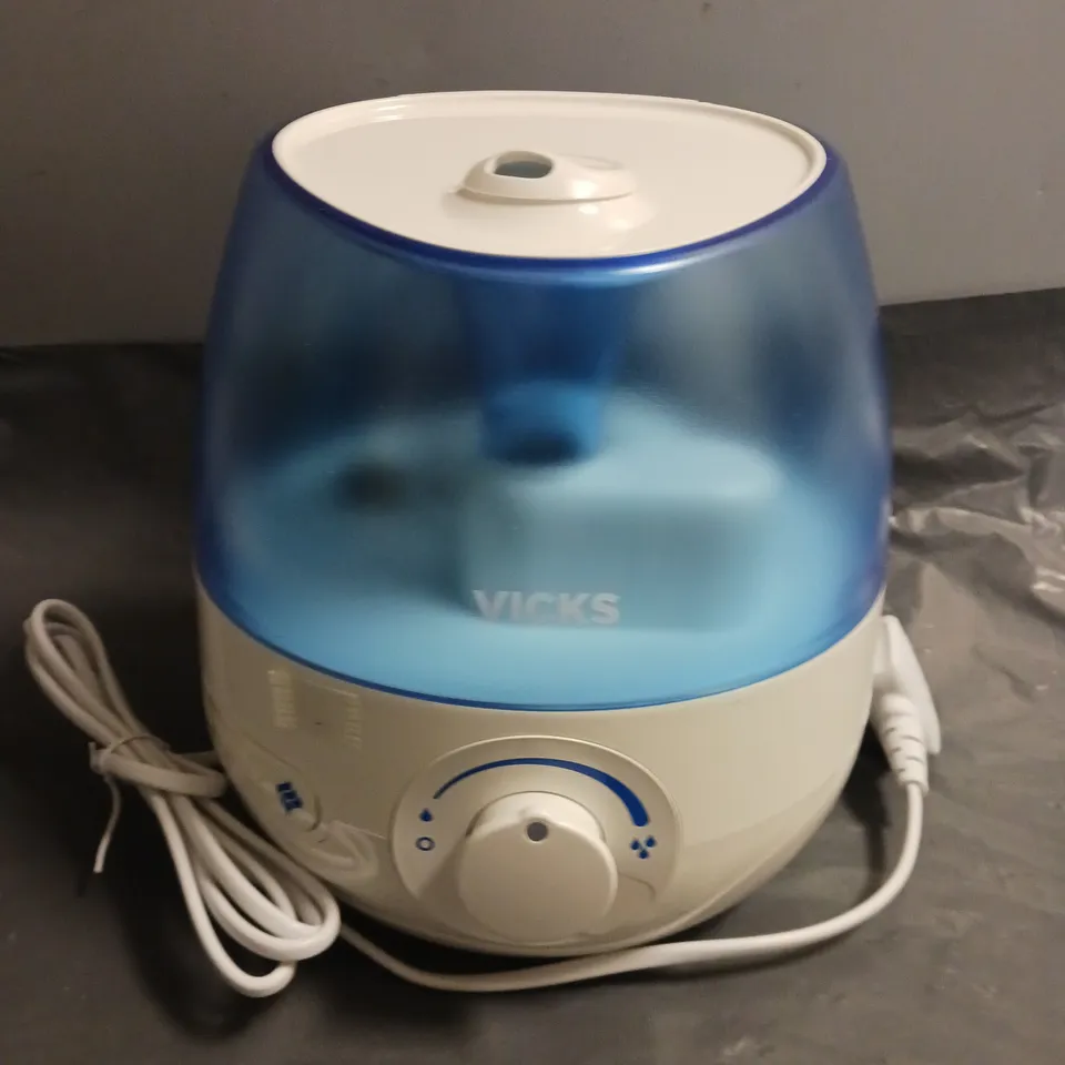 BOXED VICKS MINI COOL MIST ULTRASONIC HUMIDIFIER