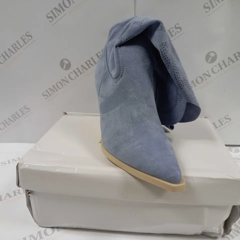 BOXED PAIR OF IDEAL SHOES BOOTS UK SIZE 6