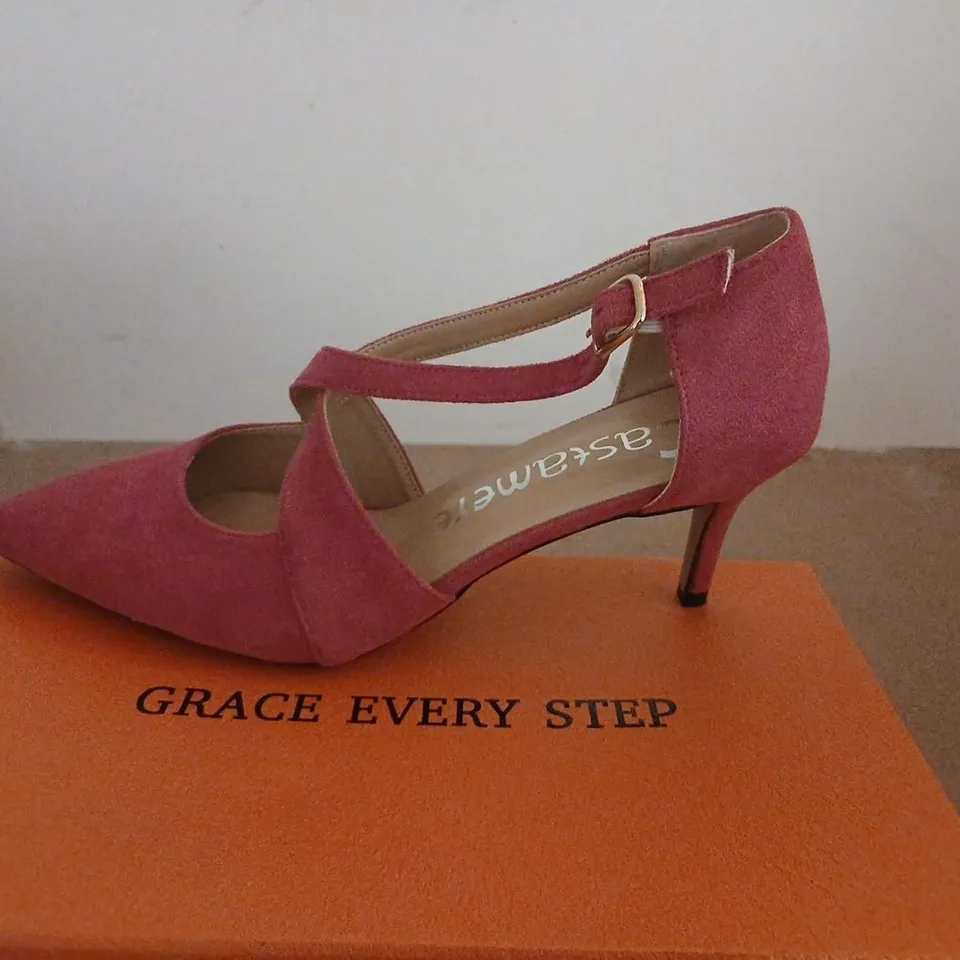 GRACE PINK SUEDE POINTED-TOE SANDALS WITH ANKLE STRAP – WOMEN'S SIZE EU 38