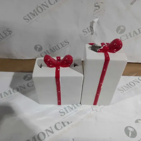 FESTIVE 2 CERAMIC PRESENTS