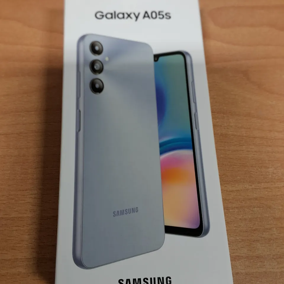 BOXED SAMSUNG GALAXY A05S 4GB/64GB IN SILVER - SM-A057F