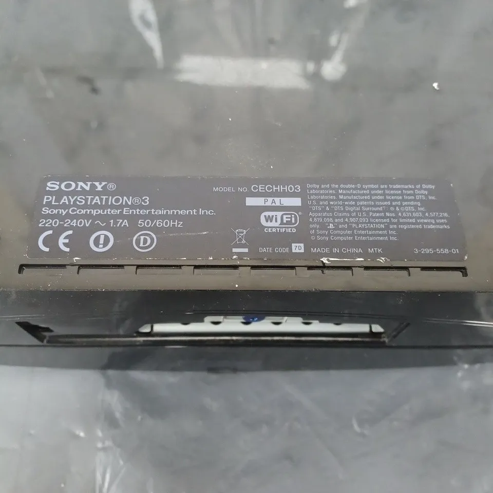 PLAYSTATION 3 GAMES CONSOLE