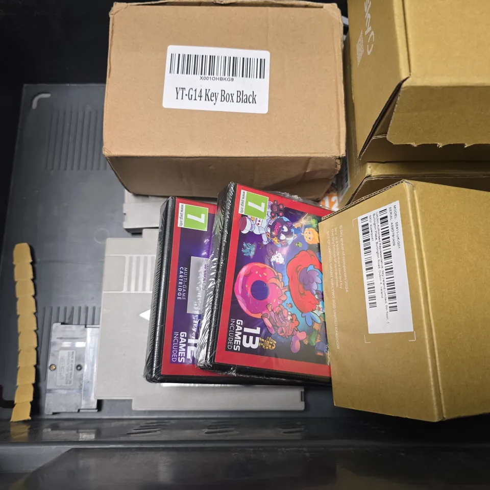 APPROXIMATELY 8 ASSORTED ITEMS TO INCLUDE - CHASE H.Q OCEAN , EVERCADE INDIE 4 HEROS , LE SSERAFIM ETC