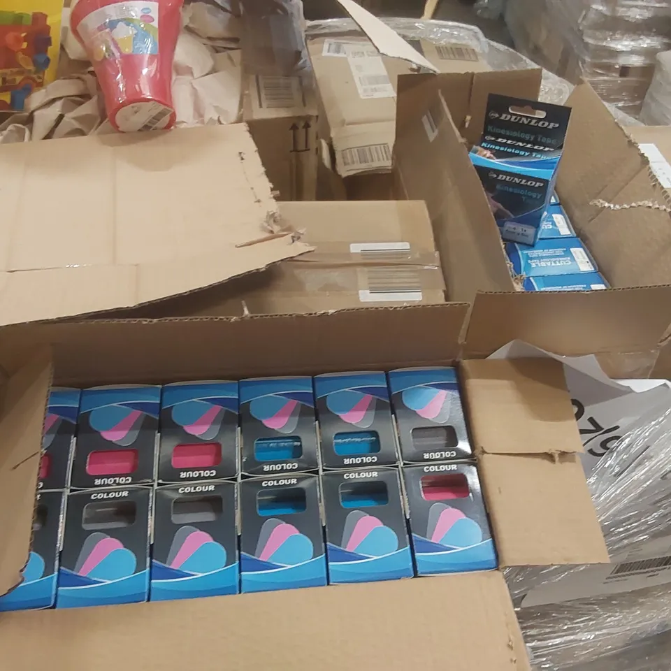 PALLET TO CONTAINING A VERY LARGE QUANTITY OF ASSORTED ITEMS INCLUDING: DUNLOP KINESIOLOGY TAPE, GLASS JARS, SHAPE SORTER BUS TOY, JUICER FRUIT PRESSERS ECT