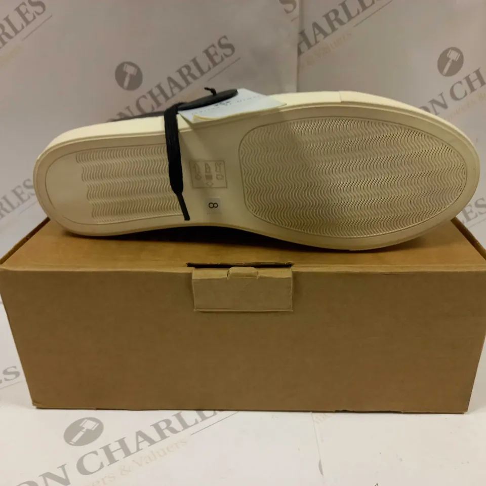 BOXED PAIR OF MAISON DE NIMES LEATHER ZIP SIDE TRAINERS IN BLACK - SIZE 8