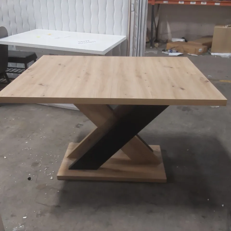 ALYSAN EXTENDABLE DINING TABLE