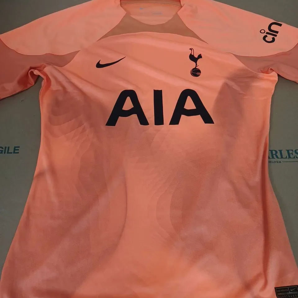 NIK TOTTENHAM HOTSPUR SHIRT IN ORANGE - XL