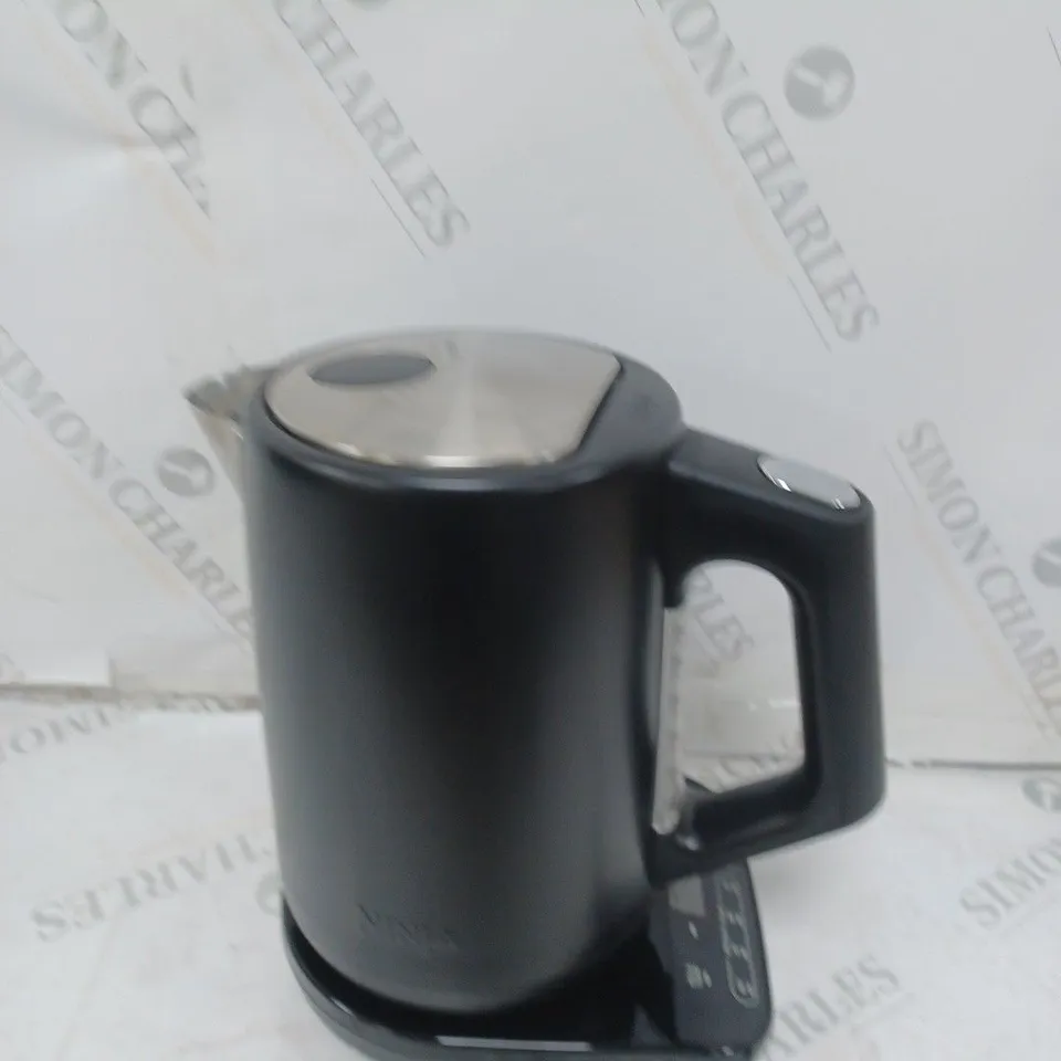 NINJA PERFECT TEMPERATURE KETTLE KT200UK