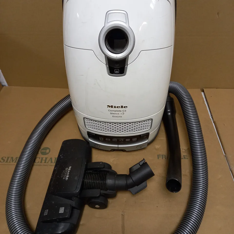MIELE COMPLETE C3 SILENCE ECHOLINE VACUUM