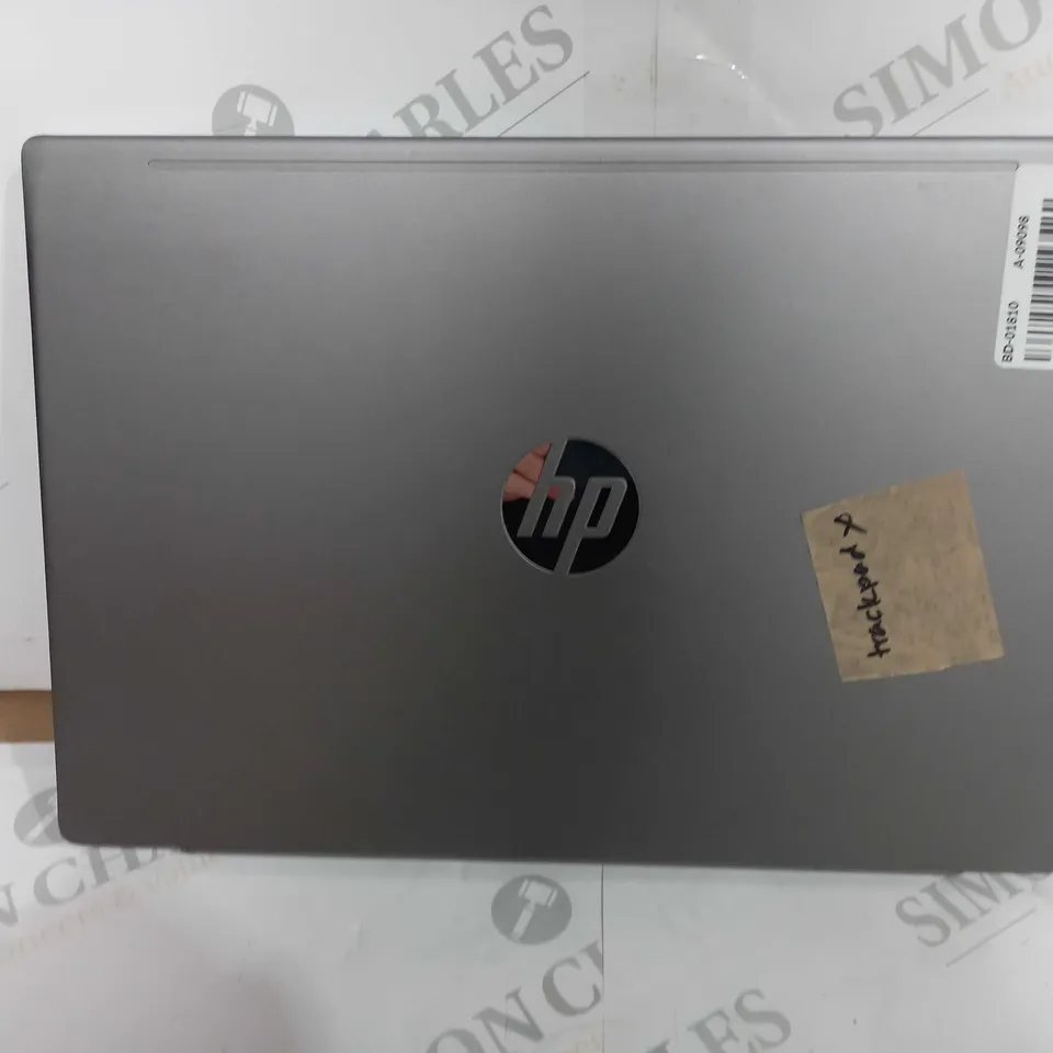 HP PAVILLION LAPTOP IN SILVER