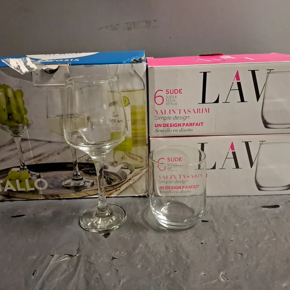 LOT OF ASSORTED GLASSES INCLUDE ARGON TALLO WINE GLASSES AND LAV TUMBLERS