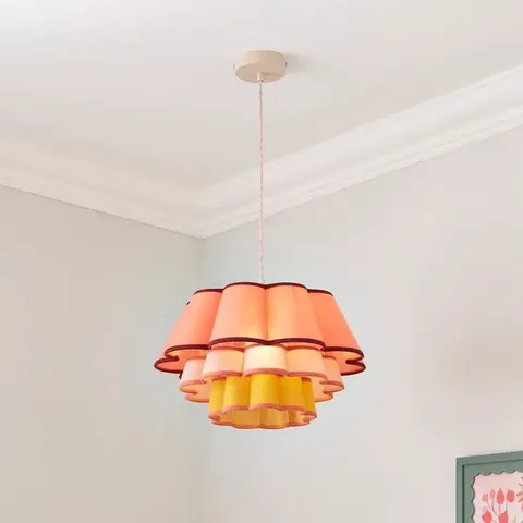 BOXED VANELLOPE 3 TIER CEILING LIGHT