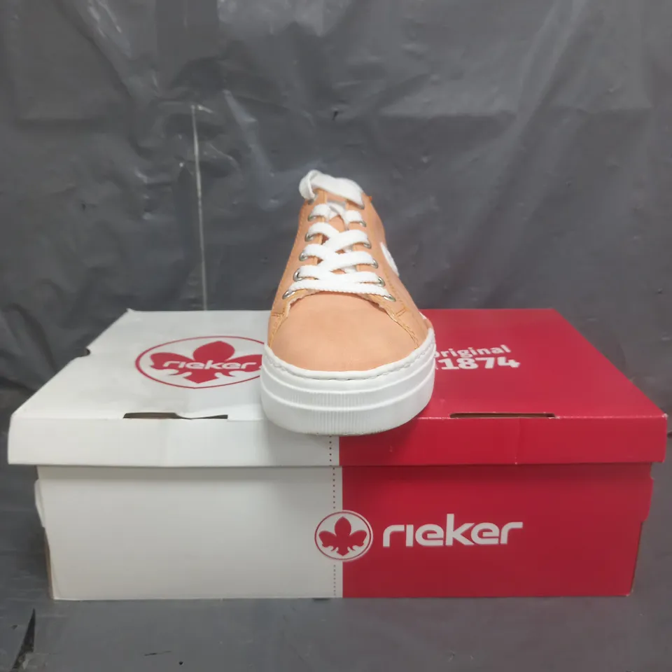 RIEKER PLATFORM TRAINERS APRICOT SIZE 4