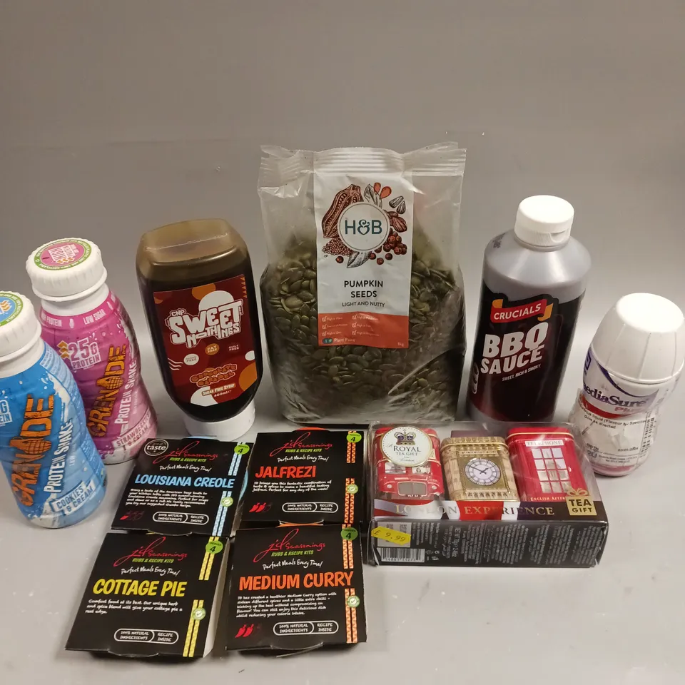 APPROXIMATELY 20 ASSORTED FOOD/DRINK PRODUCTS TO INCLUDE H&B PUMPKIN SEEDS, JD SEASONINGS, GRENADE PROTEIN SHAKES ETC 