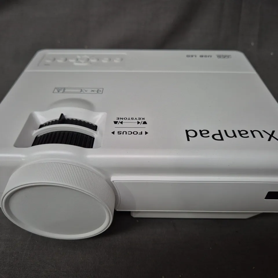 BOXED XUANPAD VIDEO PROJECTOR