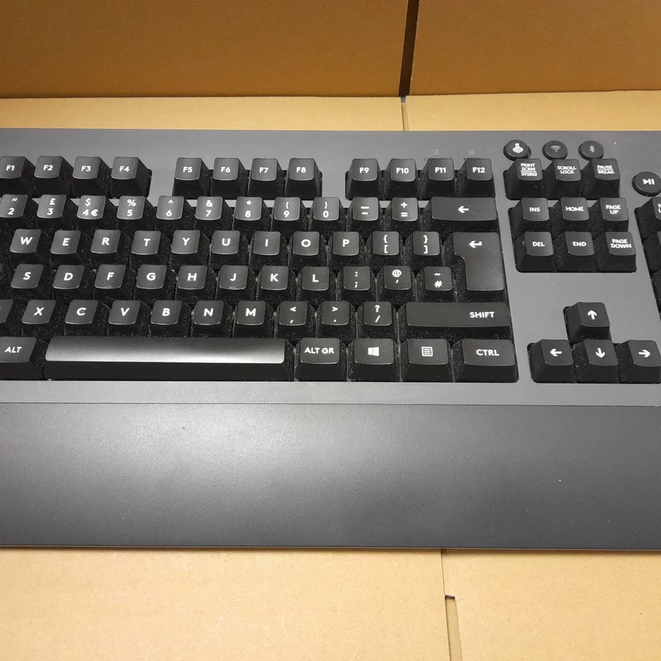 LOGITECH G613 WIRELESS MECHANICAL GAMING KEYBOARD 