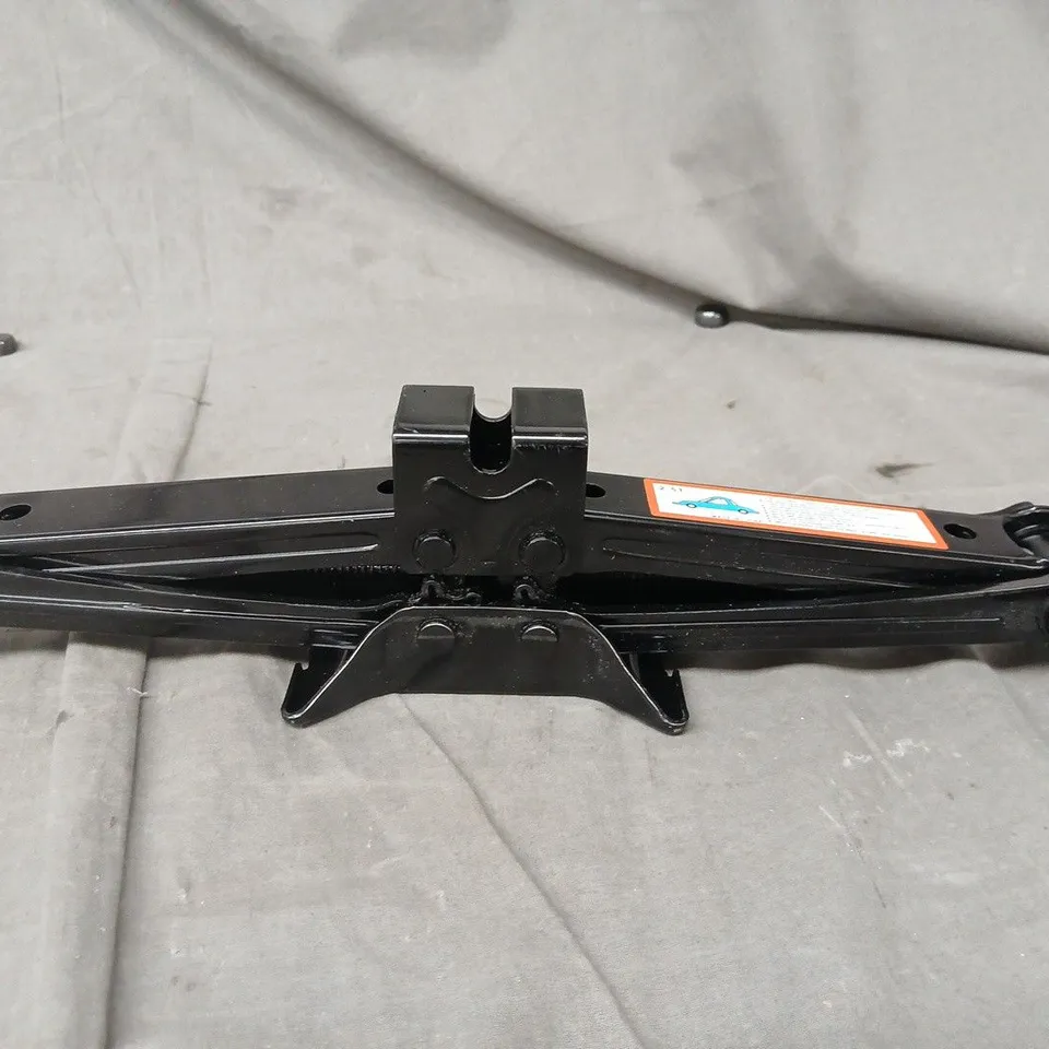 UNBRANDED 2.5 TON CAR JACK IN BLACK