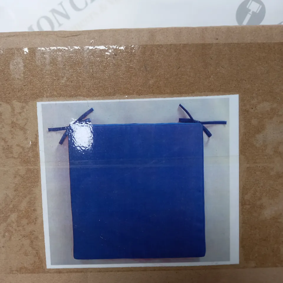 BOXED PACK OF 2 SEAT PADS  RRP £19.99
