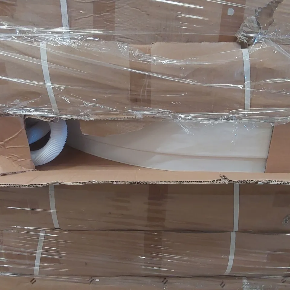 PALLET CONTAINING A LARGE QUANTITY OF SHOWER TRAYS