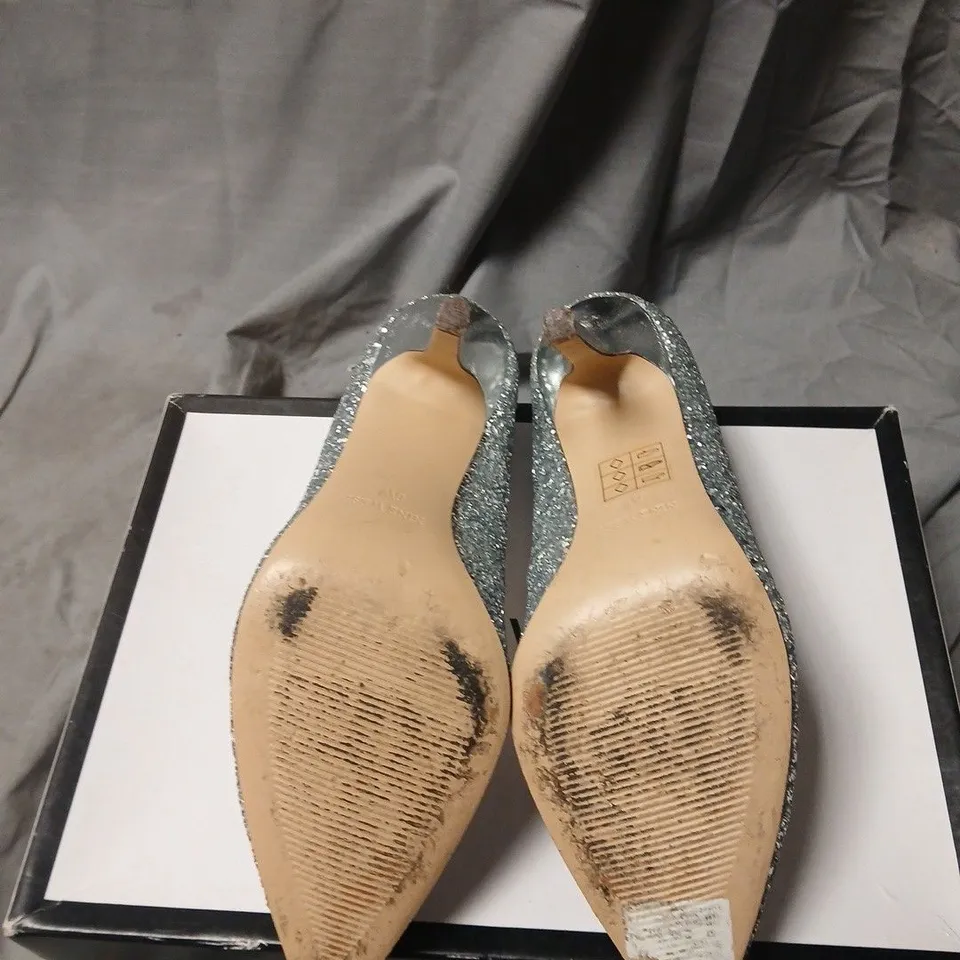 NINE WEST GLITTER PUMPS – SILVER, UK 4 (US 6)