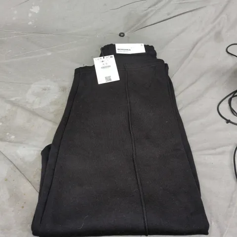 BERSHKA SUPER BAGGY TROUSERS – BLACK (UK 8) 
