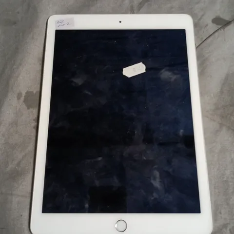 APPLE IPAD AIR 2 TABLET