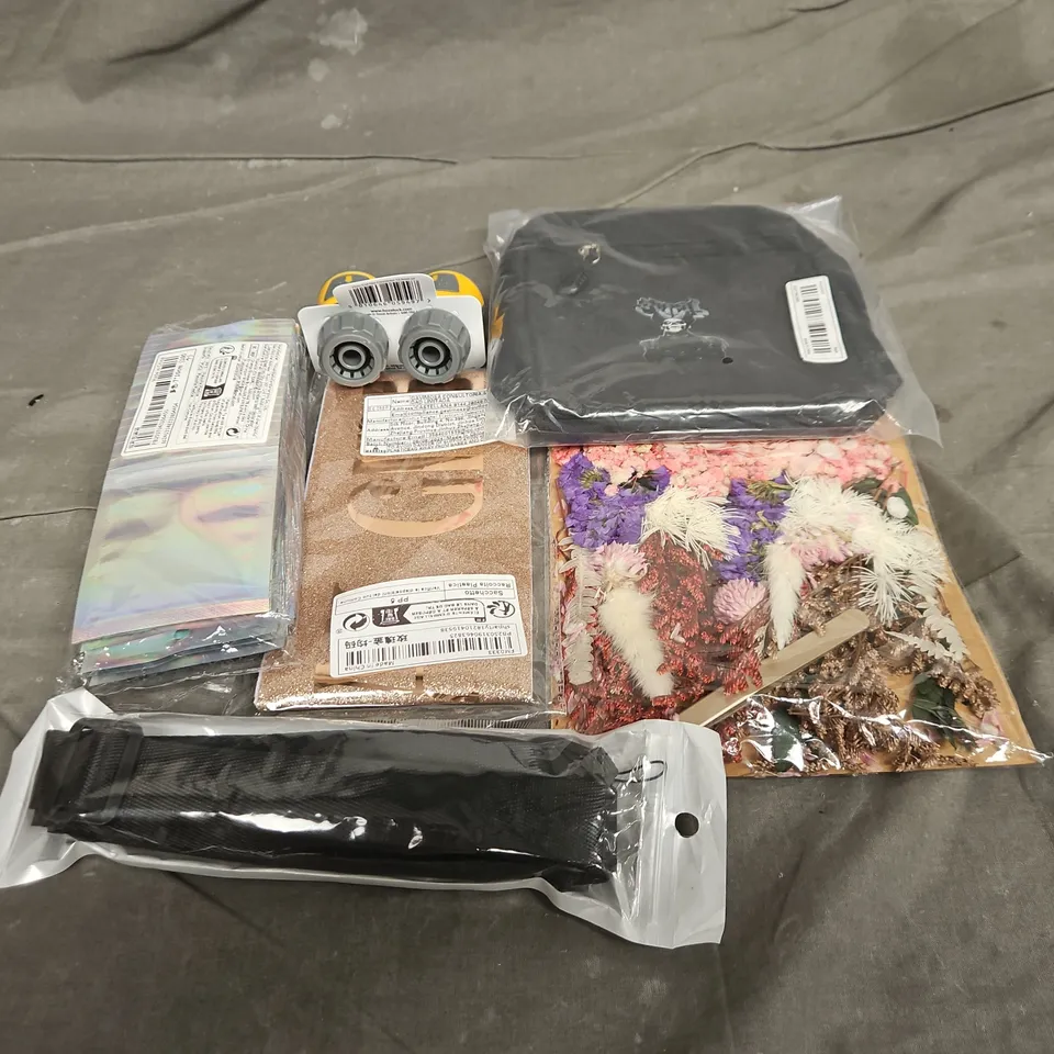 TOTE OF APPROXIMATELY 10 ASSORTED HOUSEHOLD ITEMS TO INCLUDE  MAN BAG, HOSE ACCESSORIES AND ARTIFICIAL FLOWERS