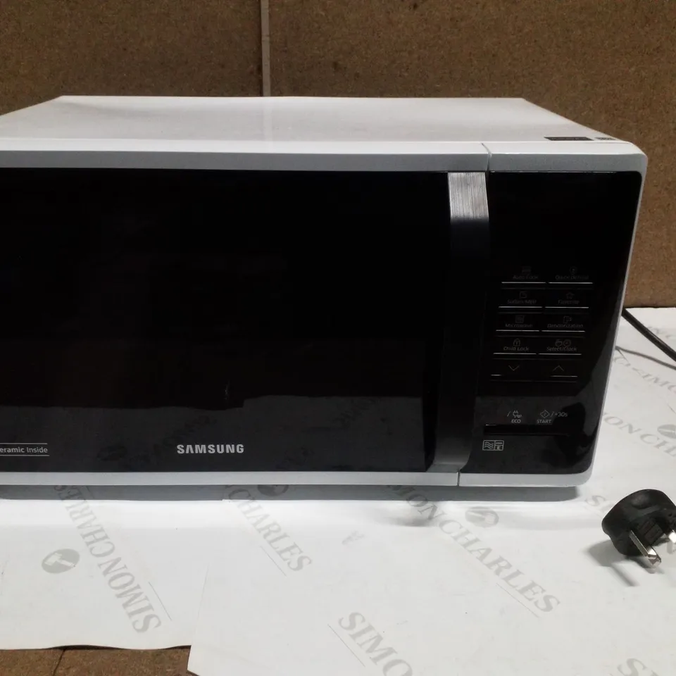 BOXED SAMSUNG MS23K3513AW SOLO MICROWAVE
