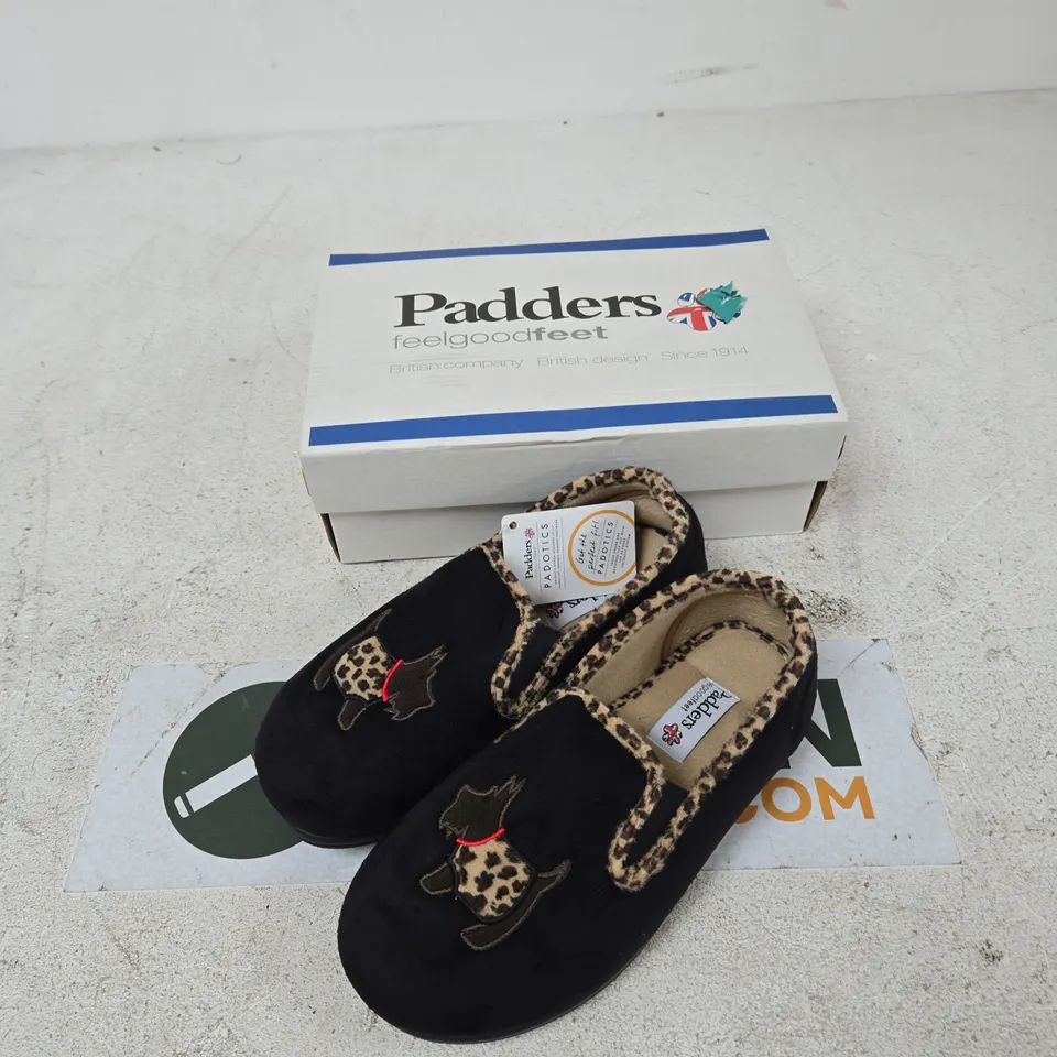 PADDERS DANDIE SLIPPERS – BLACK WITH LEOPARD PRINT TRIM, UK 4 (4EE WIDTH)