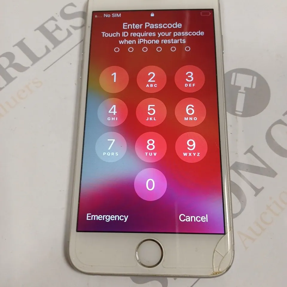 UNBOXED APPLE IPHONE S MOBILE PHONE - A1688