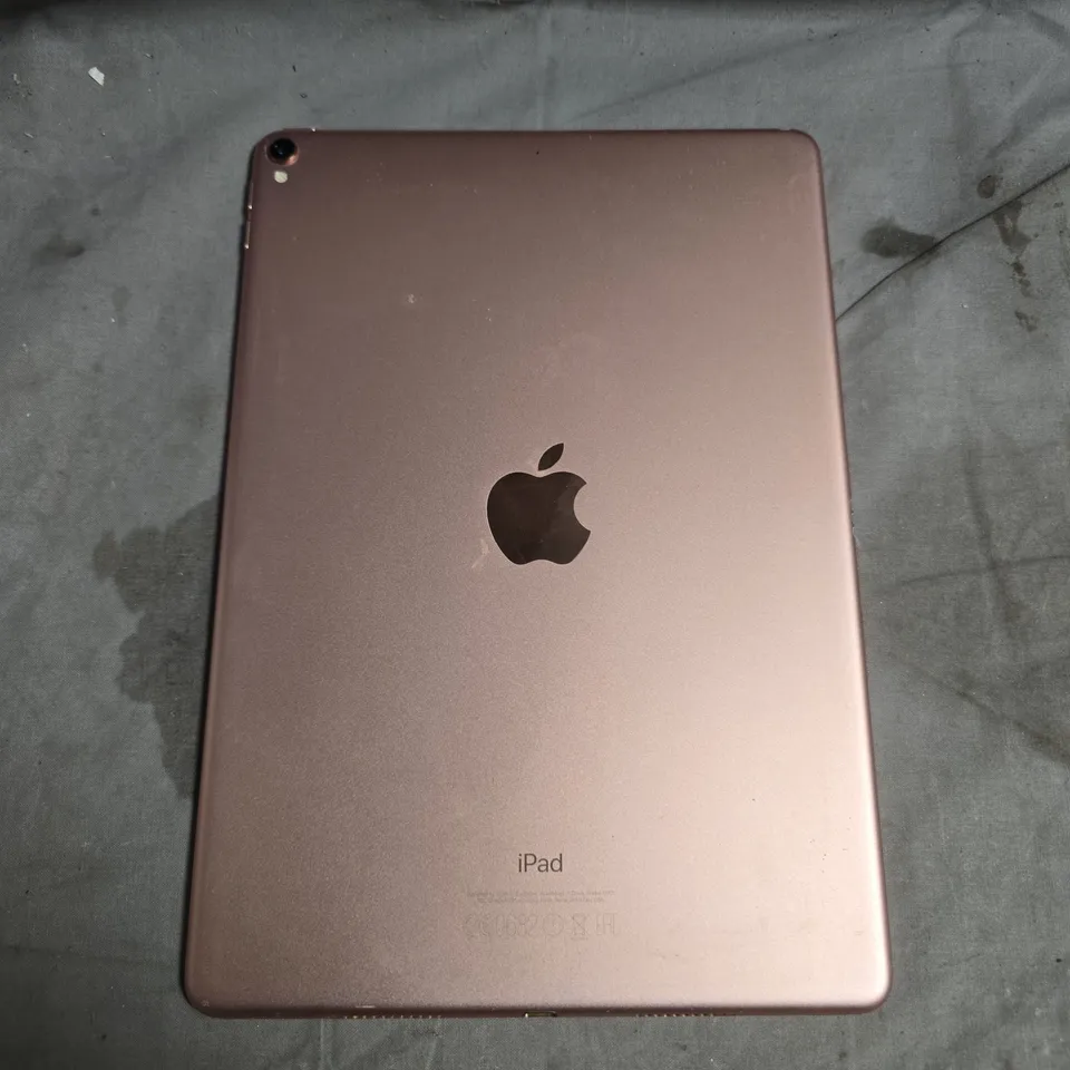 APPLE IPAD PRO A1701