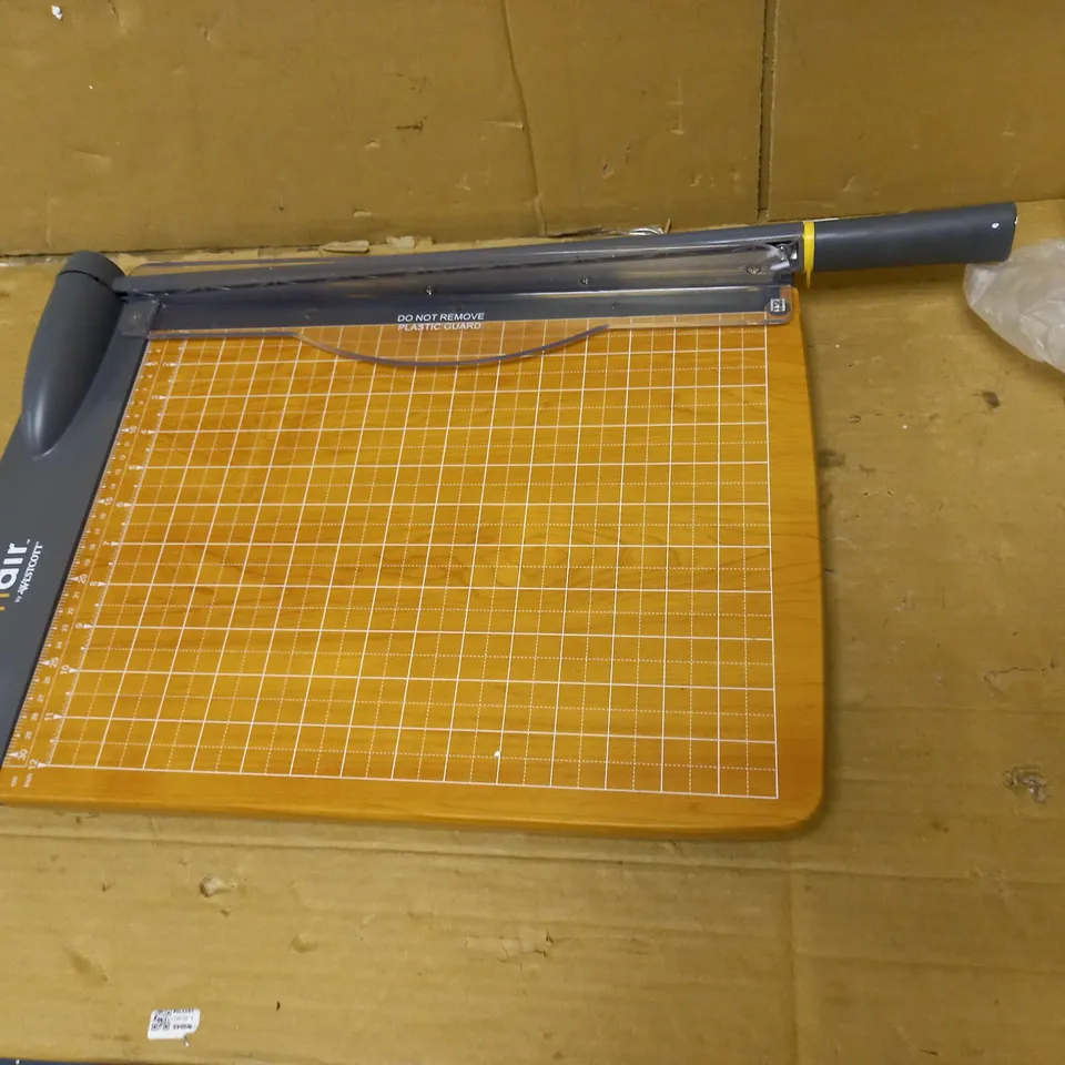 WESTCOTT 15" TITANIUM WOOD PAPER TRIMMER