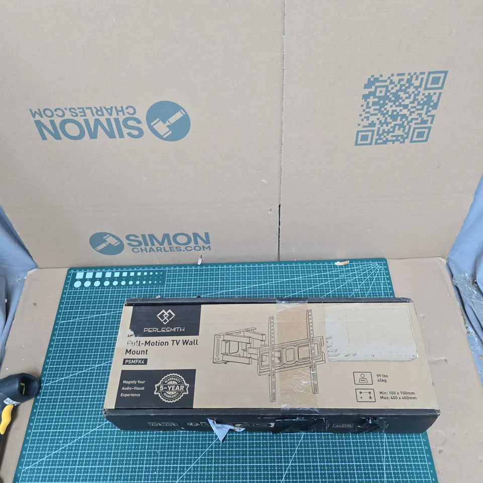 PERLESMITH FULL-MOTION TV WALL MOUNT (PSMFK4) – BOXED, 400X400 MM VESA, 99 LBS