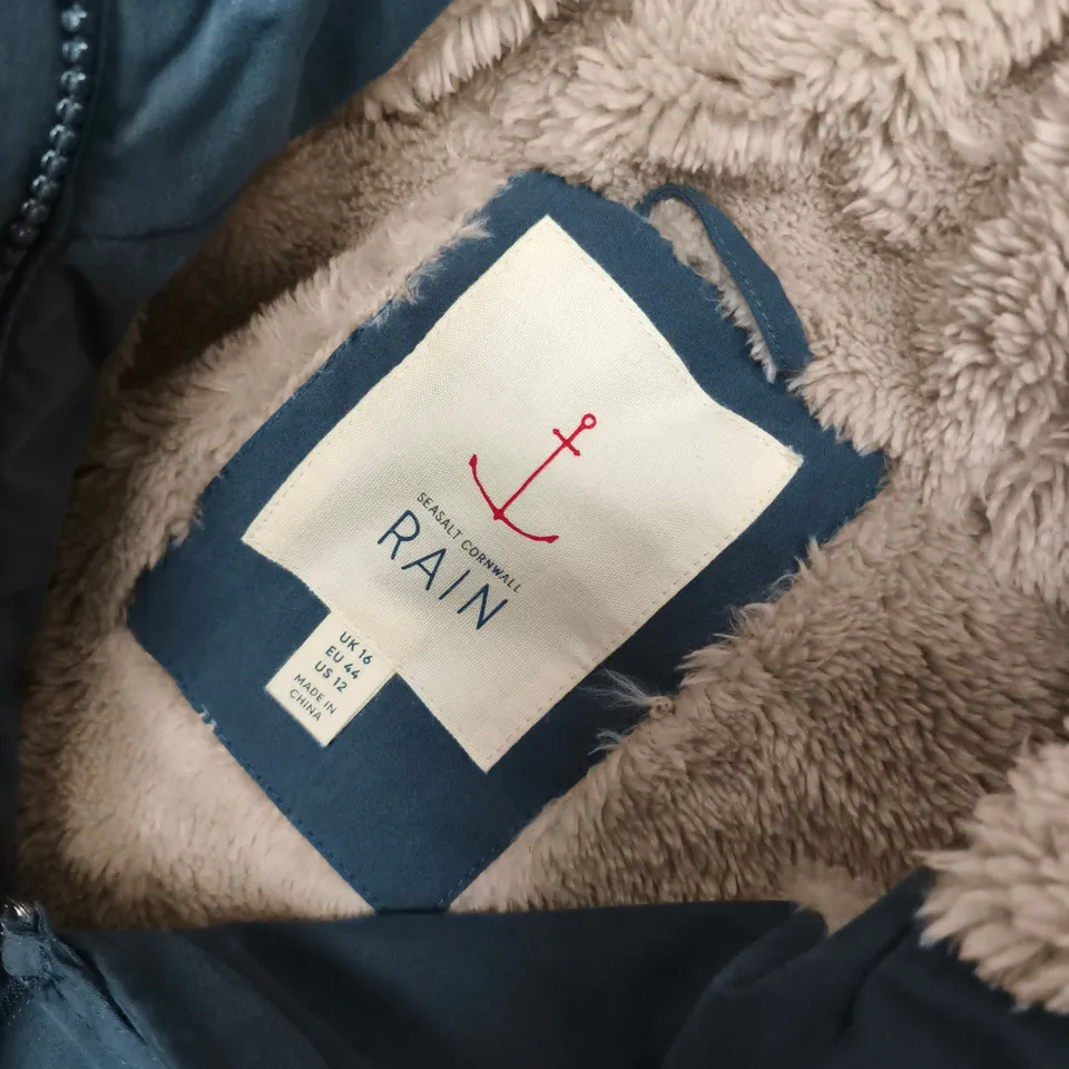 SEASALT CORNWALL RAIN LINED COAT IN UTILITY BLUE - UK 16