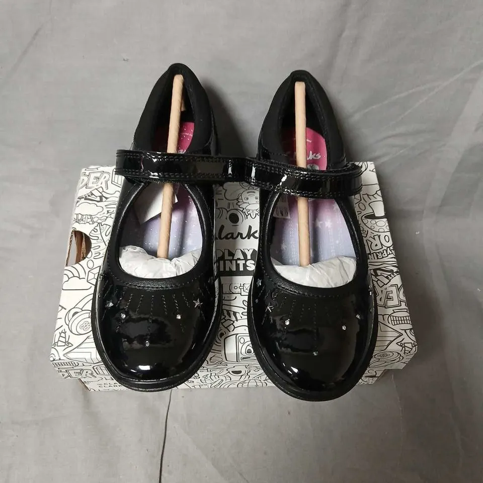 CLARKS RELDA WISH K BLACK PATENT MARY JANE SHOES – KIDS UK 12 (EU 30)