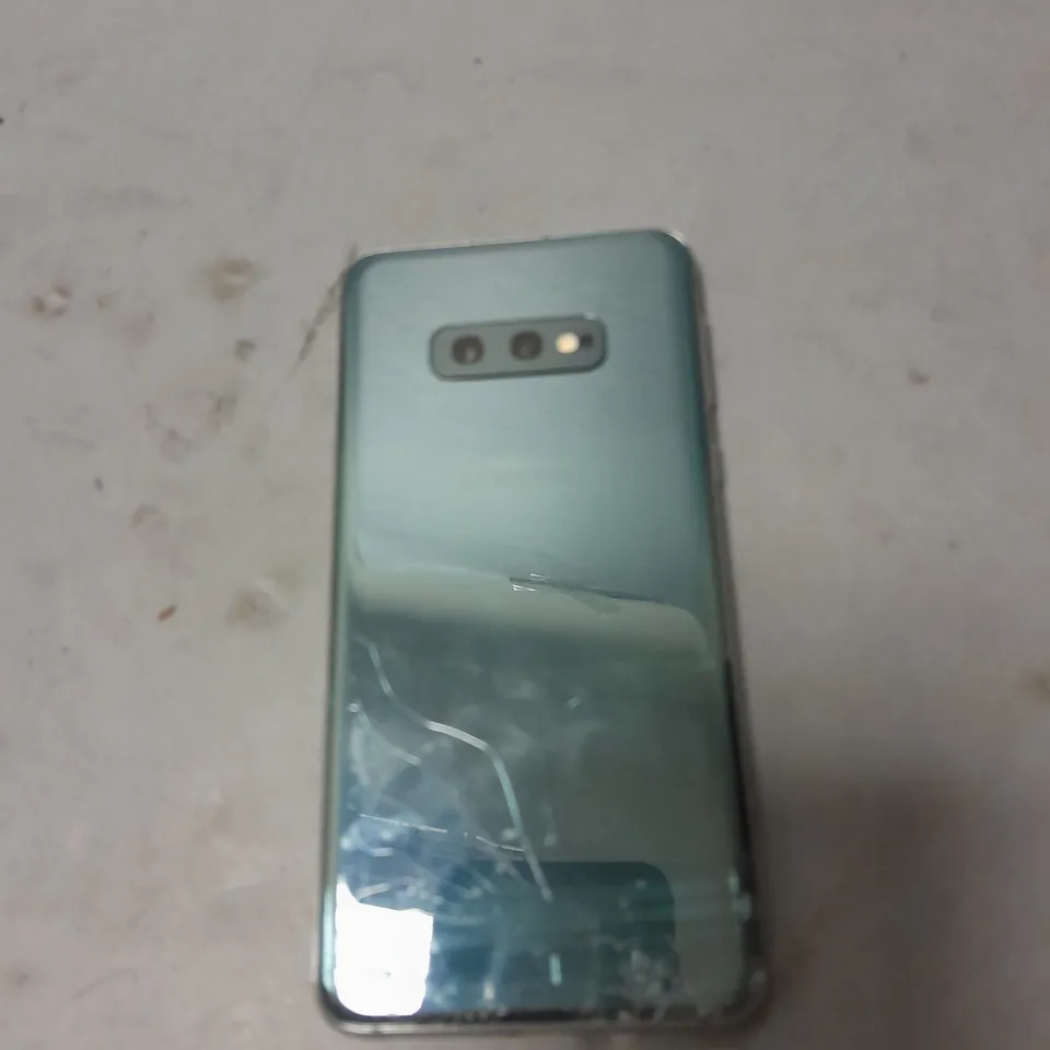 SAMSUNG GALAXY S10E 