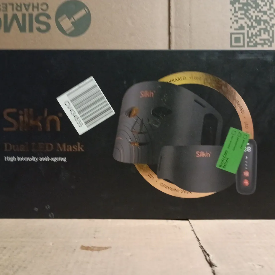 BOXED SILK'N DUAL LED ANTI-AGEING MASK
