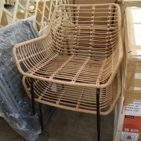 SET OF 2 OUTDOOR GARDEN CHAIRS