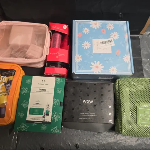 LOT OF 7 ASSORTED HEALTH AND BEAUTY ITEMS TO INCLUDE THE BEAUTY CROP, WOW LONDON AND THE BODY SHOP