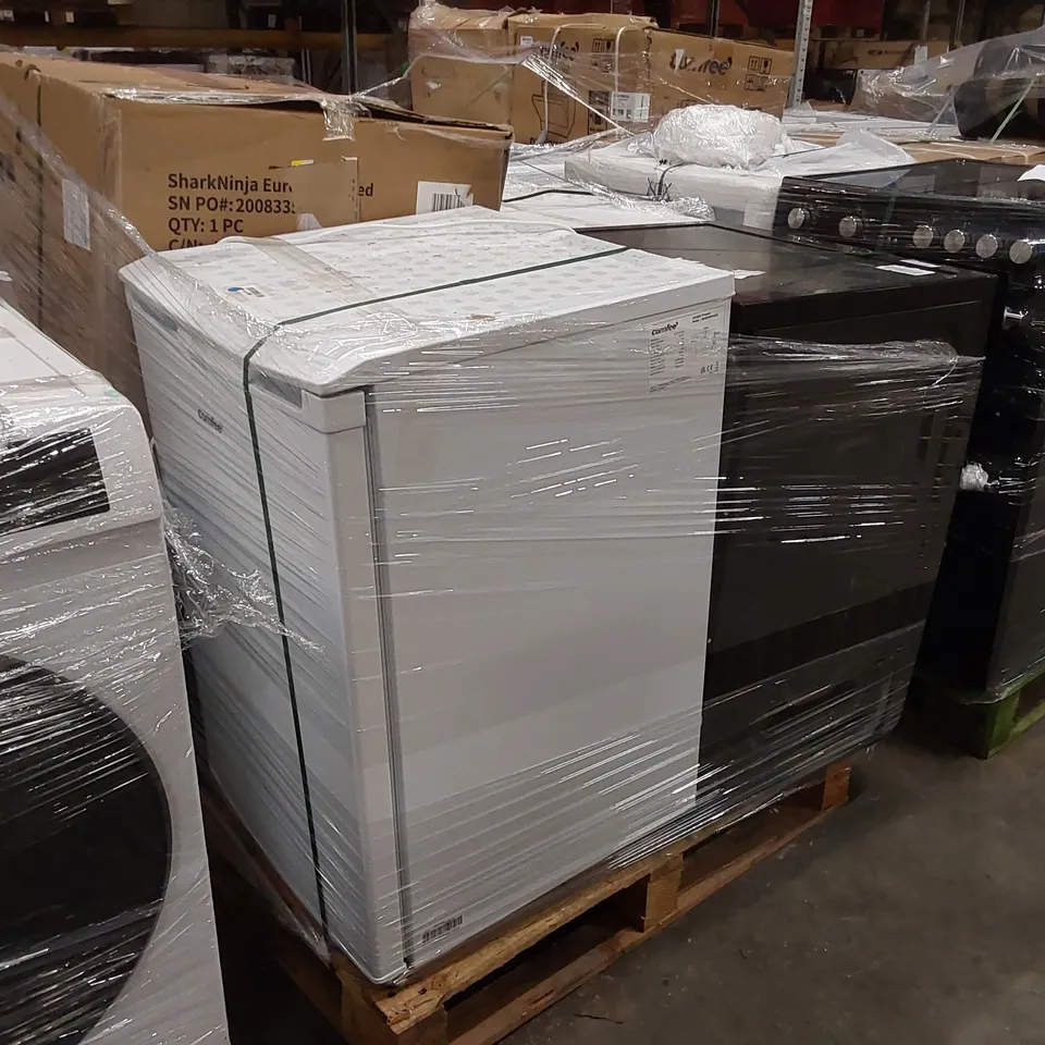 PALLET OF APPROXIMATELY 4 UNPROCESSED RAW RETURN WHITE GOODS TO INCLUDE;