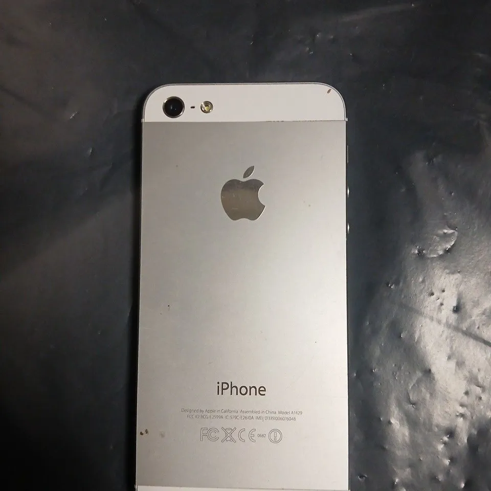 APPLE IPHONE 5 - MODEL A1429
