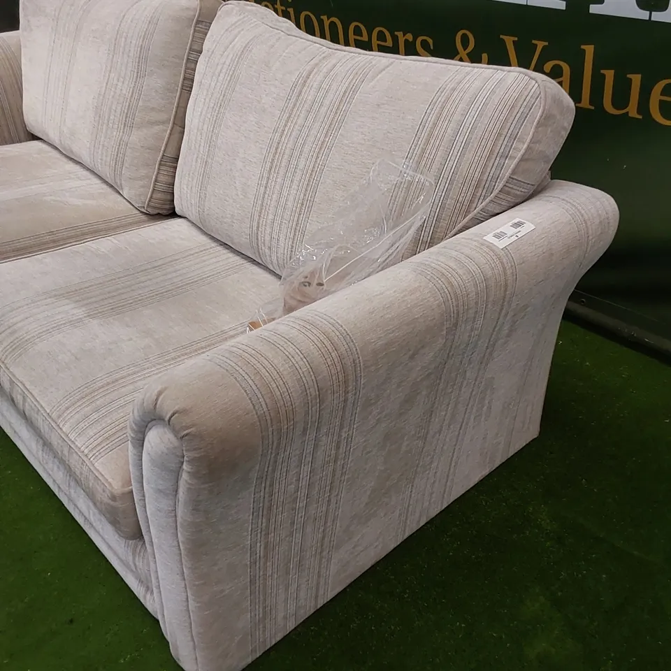 DESIGNER FABRIC UPHOLSTERED TRADITIONAL 3-SEATER SOFA