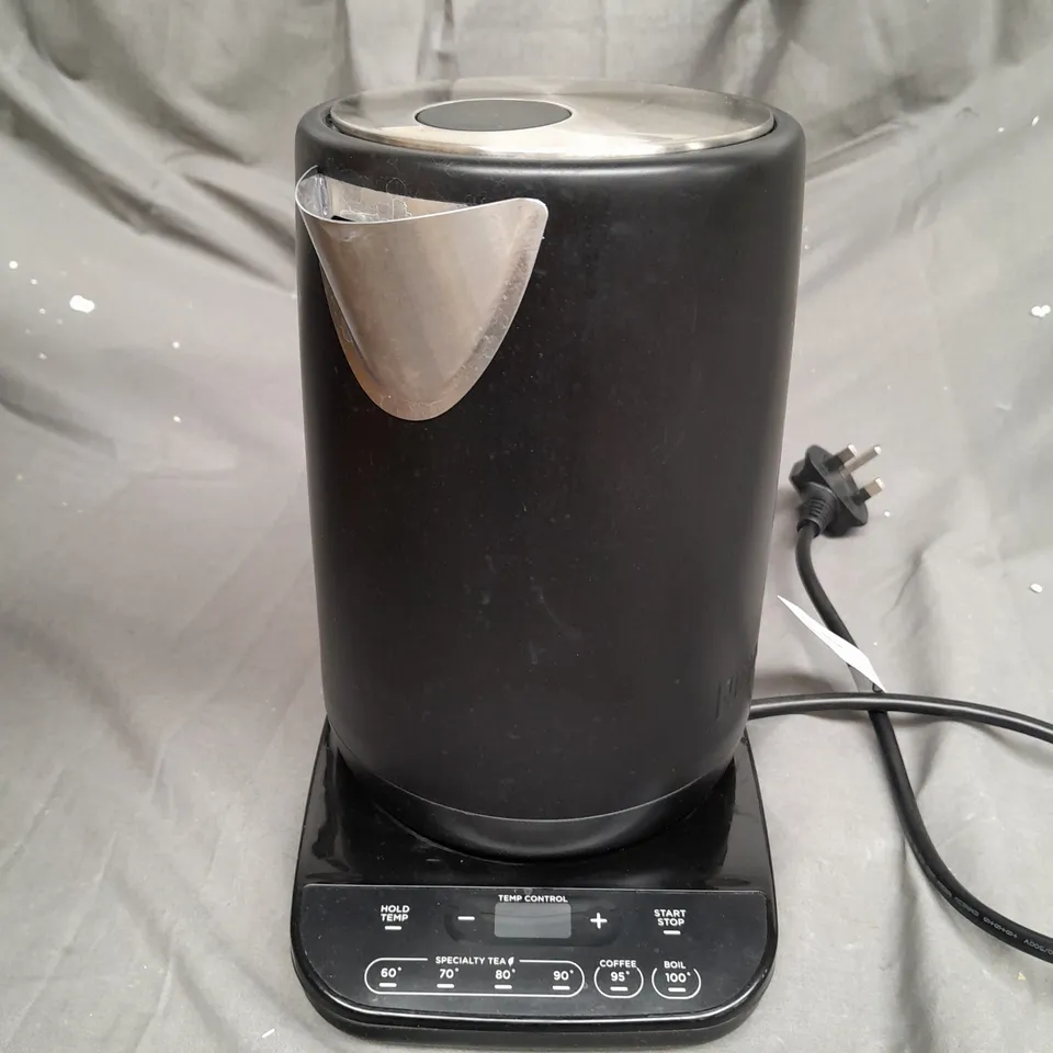 BOXED NINJA PERFECT TEMPERATURE KETTLE KT200UK