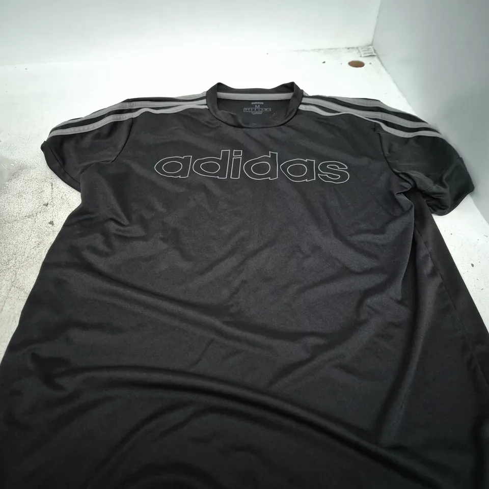 ADIDAS T-SHIRT – BLACK CLIMALITE, SIZE M