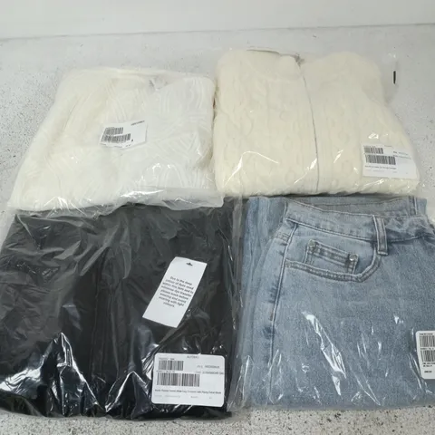 APPROXIMATELY 25 ASSORTED CLOTHING ITEMS IN VARIOUS SIZES, COLOURS & STYLES TO INCLUDE BRANDS SUCH AS WYNNE DENIM, BEN DE LISI, SOSANDER, ETC - COLLECTION ONLY